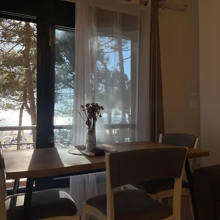 Beachfront 2br Sea View - By Enjoy Travel Appartamento