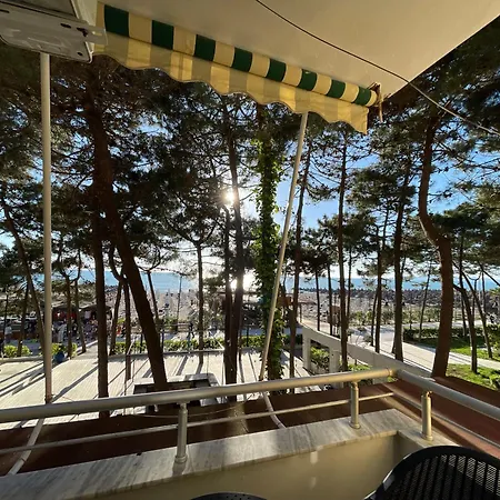 Appartamento Beachfront 2br Sea View - By Enjoy Travel Golem (Tirana)